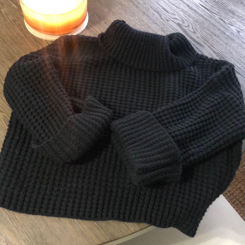Black oversized sweater